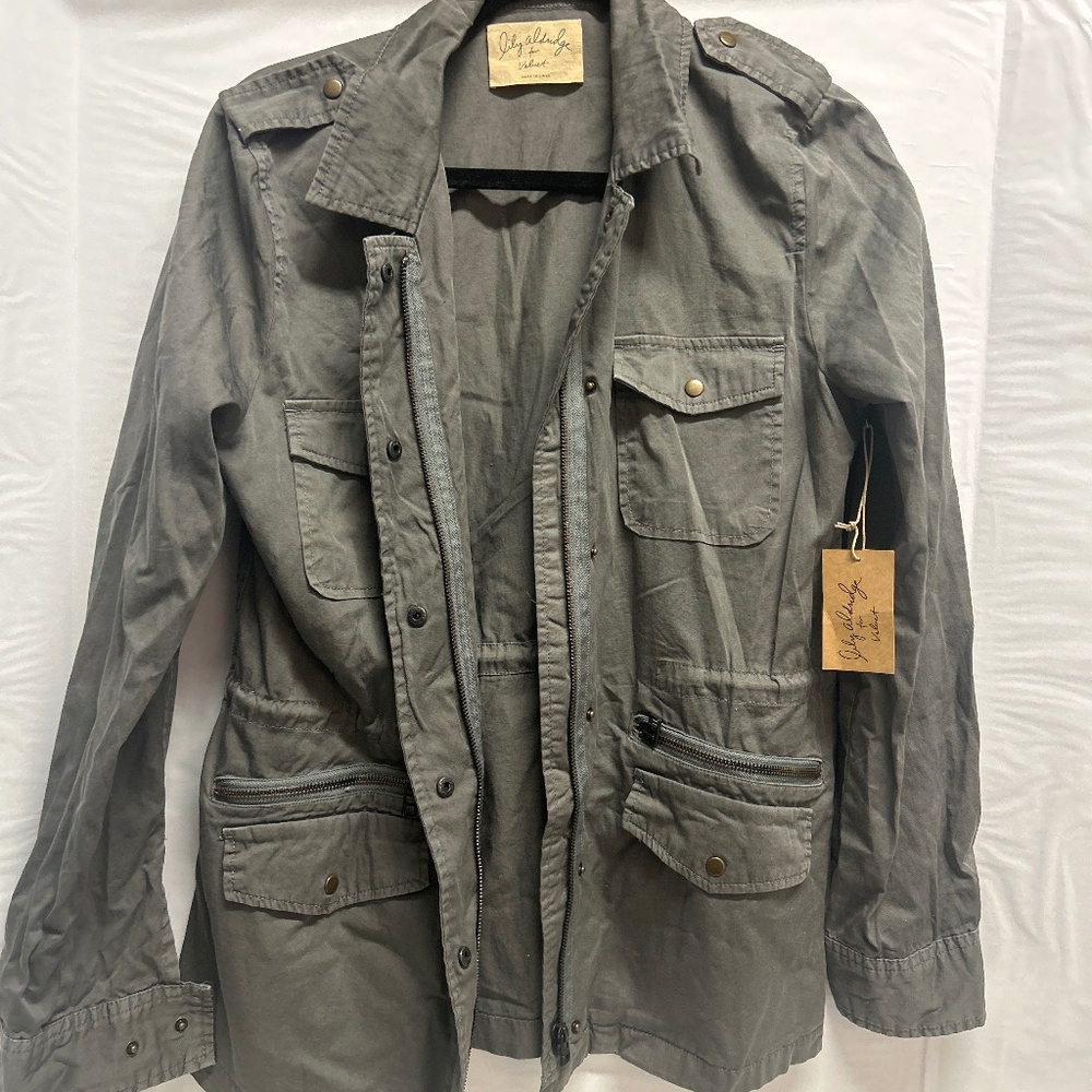 Women’s jacket size L